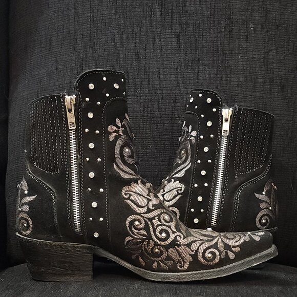 Joe Boots by Arles Black Embroidered Heeled Ankle Boots - Woman's Size 8.5 - Picture 7 of 10